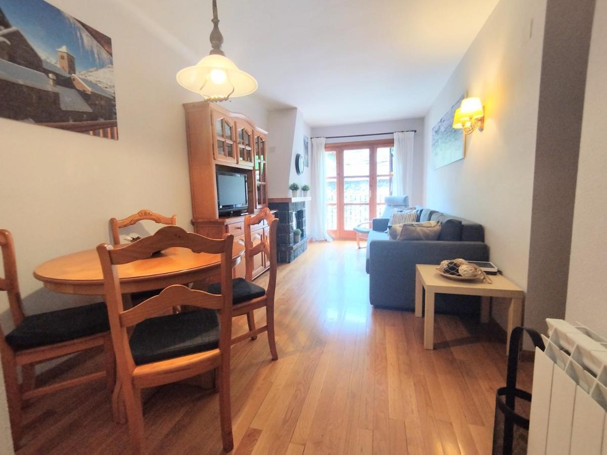 Check-In Casas Sinoantonio Apartman Benasque Kültér fotó